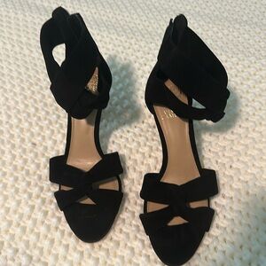 Vince Camuto Corah Black Suede Open Toe Zip Back Heeled Sandals Women’s 8